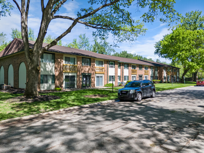 Building Photo - Woodhaven Oaks