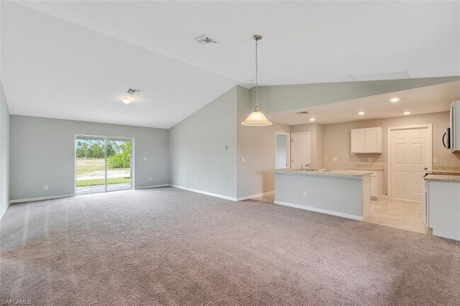 Foto del edificio - 871 Grant Blvd