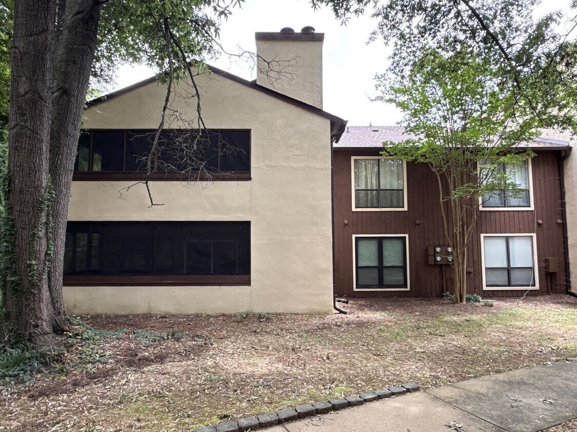 Foto principal - 7201 Winery Ln