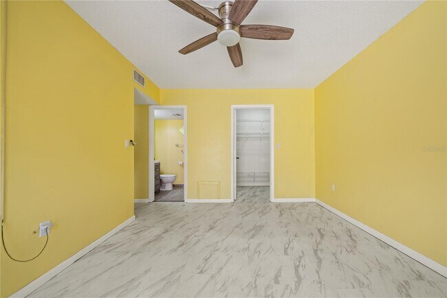 Foto del edificio - 5428 Larchmont Ct