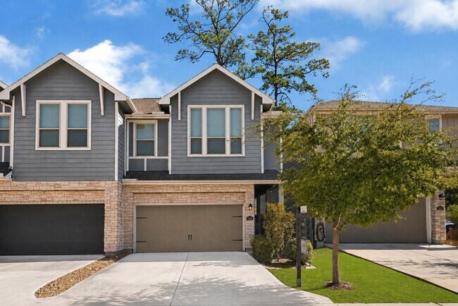 Building Photo - 5104 Chapel Heights Dr