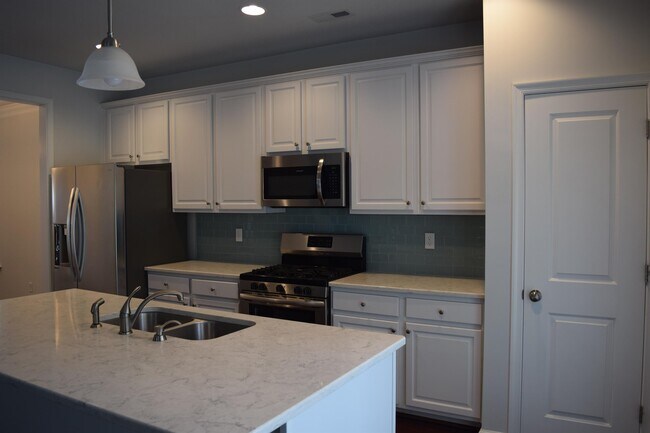 Foto del edificio - 139 Wineberry Wy