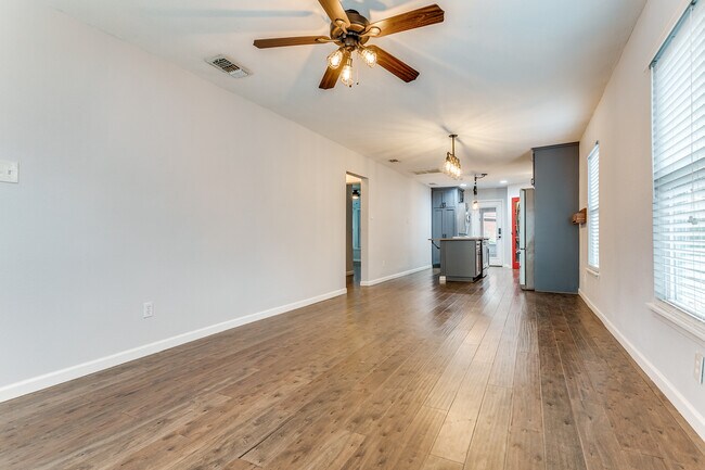 Foto del edificio - 326 Simon