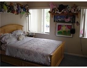 Foto del edificio - 124 S Laurel Dr