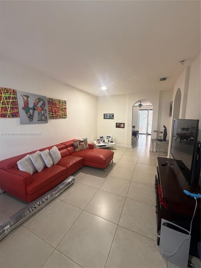Foto del edificio - 9444 SW 171st Ct