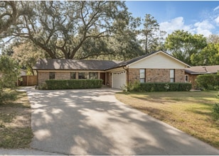 Building Photo - 5302 Hickson Rd