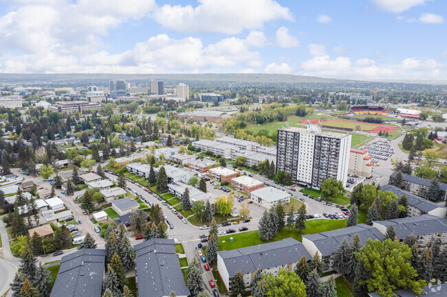 Aerial Photo - 2929 Unwin Rd NW