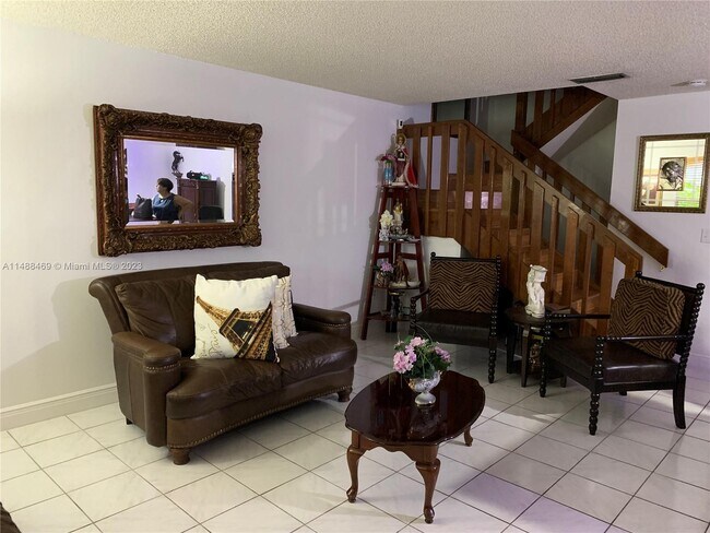 Foto del edificio - 141 SW 113th Ave