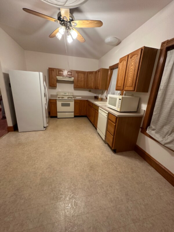 Foto del edificio - 9365 Merchant Meadows Pl
