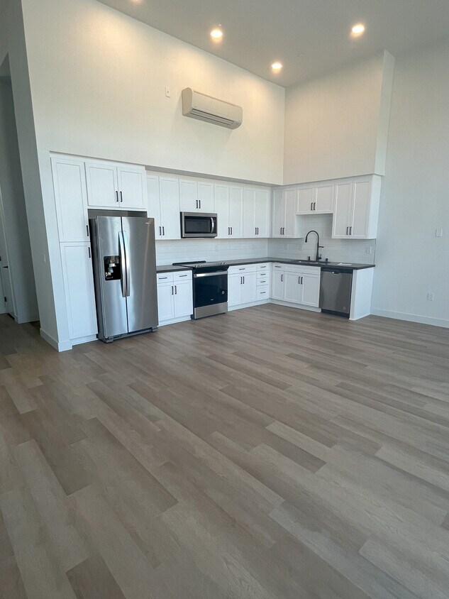 The Olive Apartments in Ventura, CA Westside Rentals