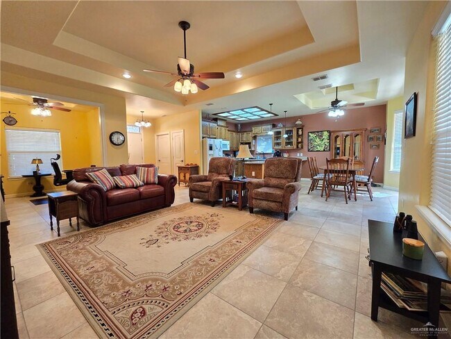 Foto del edificio - 21 Fairway Ct