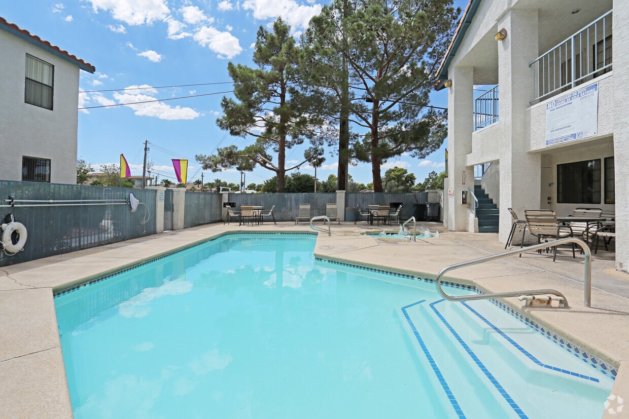 Mandalay Bay Apartments Las Vegas Nv Pool Mandalay Bay Apartments