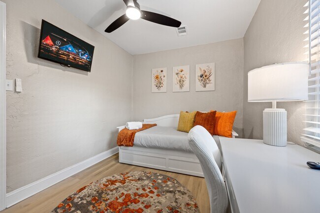 Foto del edificio - 153 South Ave SE