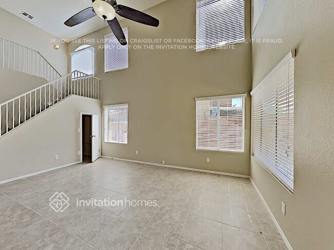 Foto del edificio - 7436 W Crest Ln