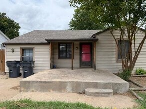 Building Photo - 1313 NW Taylor Ave