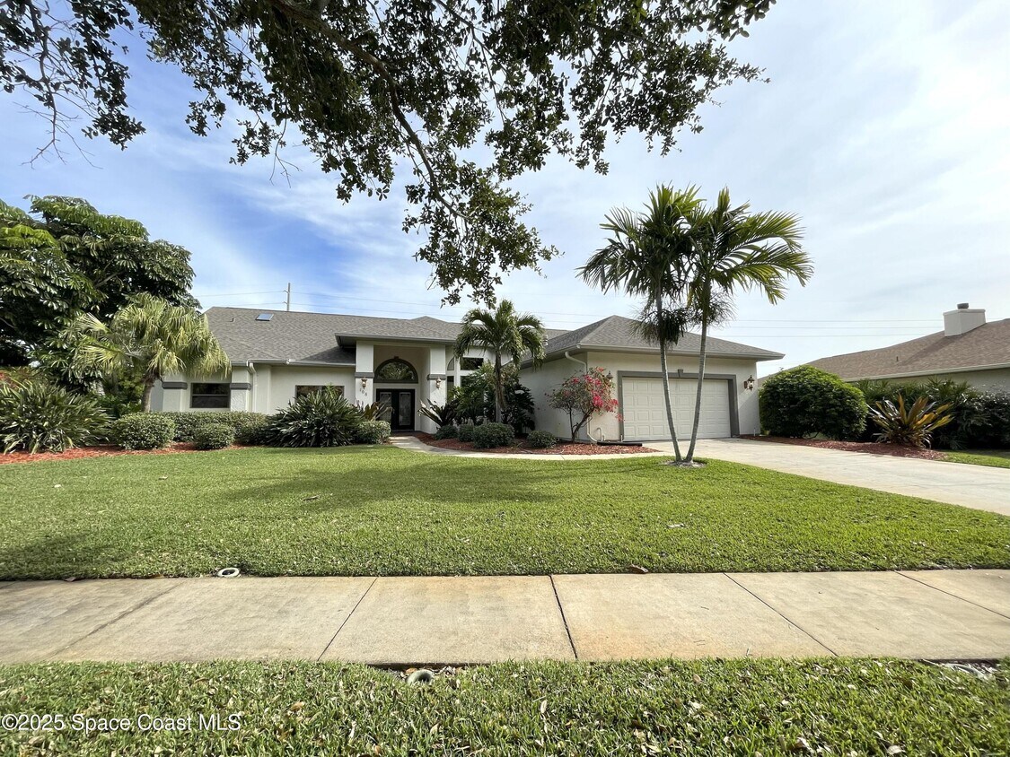 Foto principal - 108 Windward Way