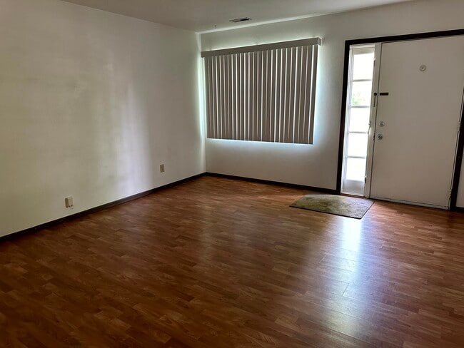 Foto del edificio - 111 Pin Oak Dr