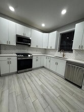 Building Photo - 588 W Broadway