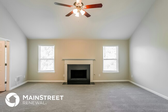 Building Photo - 673 Rock Hill Pkwy