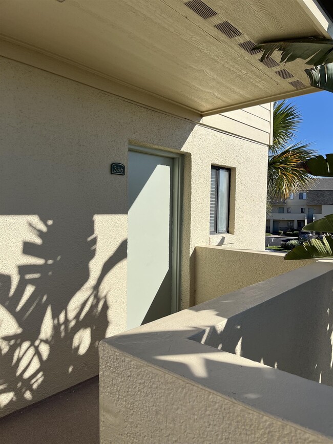 Building Photo - 8550 A1A S