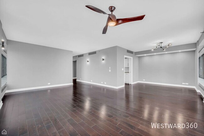 Building Photo - 161 E Chicago-49B