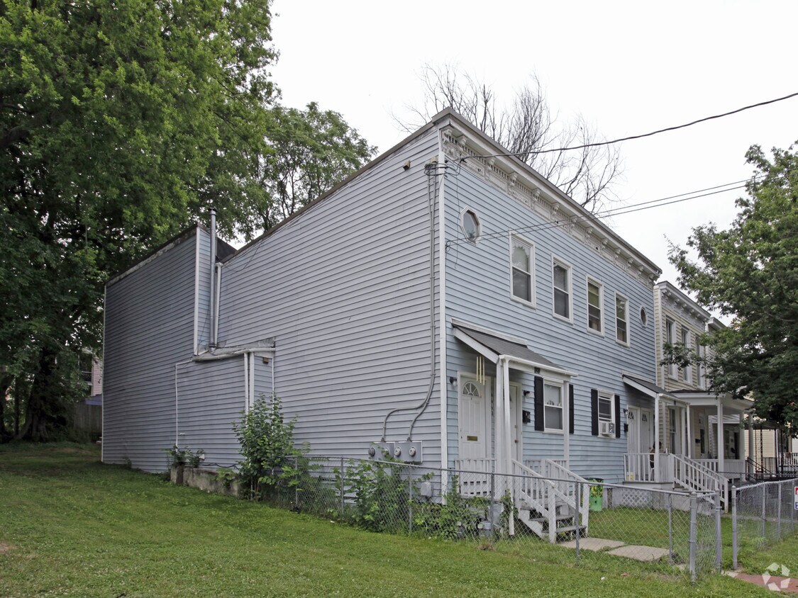 Building Photo - 1211 N 22nd St