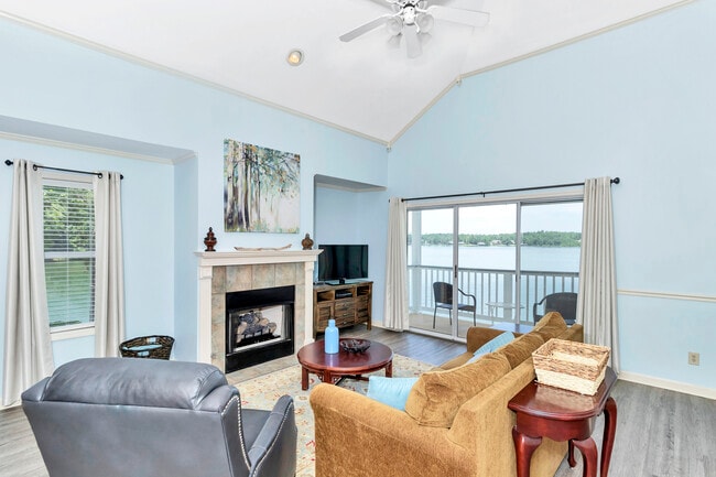 Foto del edificio - 203 Sunset Point Dr