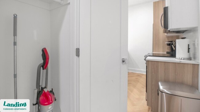 Building Photo - 3743 12th St NE