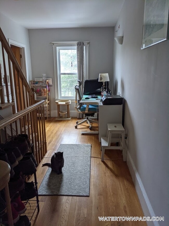 Building Photo - 18 Otis St