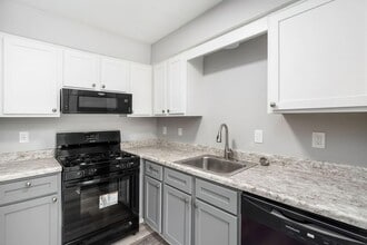Interior Photo - TOWNHOMES AT MCNAUGHTEN