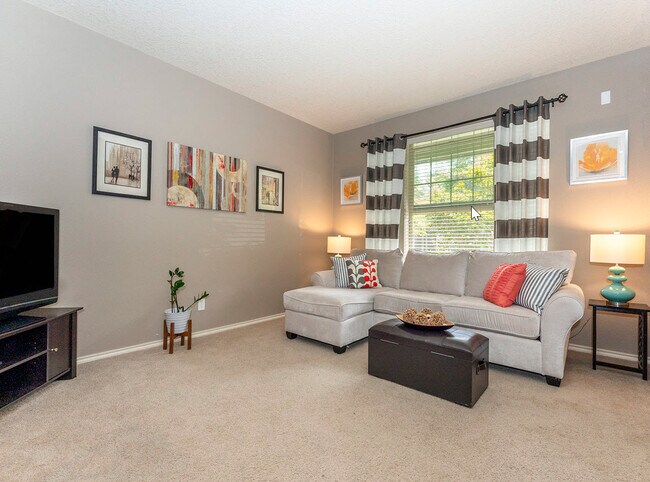 Sala de estar - 15186 SW Canyon Wren Way