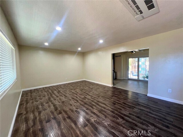 Building Photo - 174 S Grand Army Ave