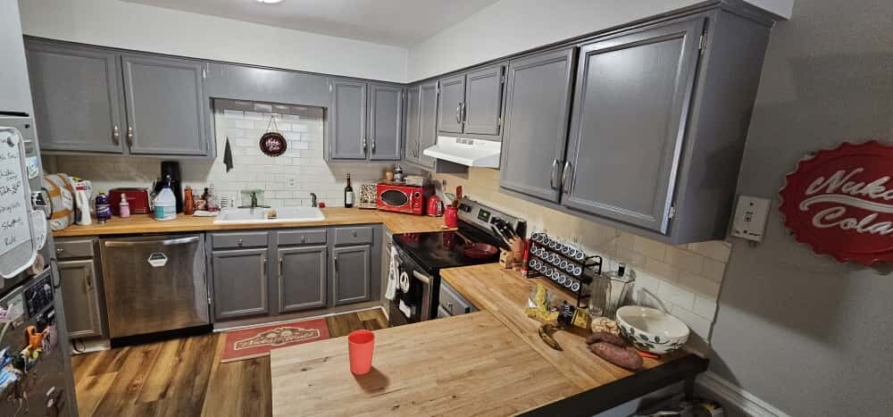Foto principal - 4717 Walden Pond Dr