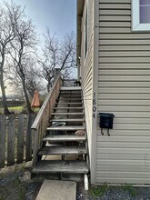 Building Photo - 1808-1808 Bolivar St