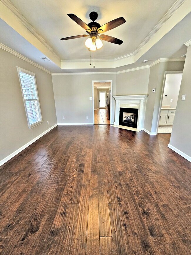 Building Photo - 2402 Harpeth Pl SW