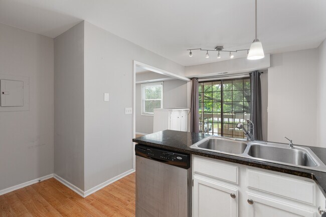 Foto del edificio - 1512 Georgia Ct