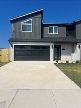 Building Photo - 451 Azurite Rd