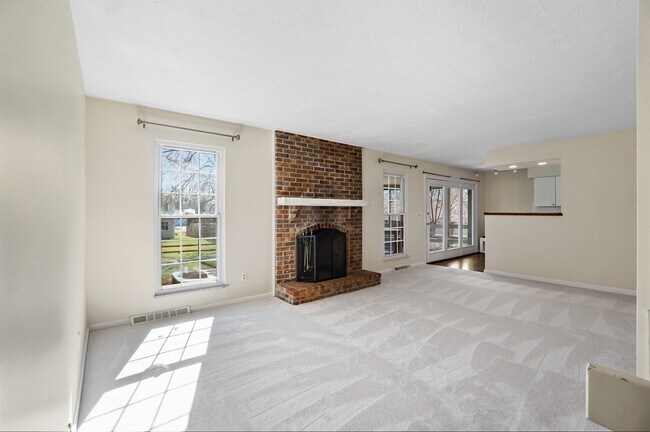 Building Photo - 1849 Lemontree Ln