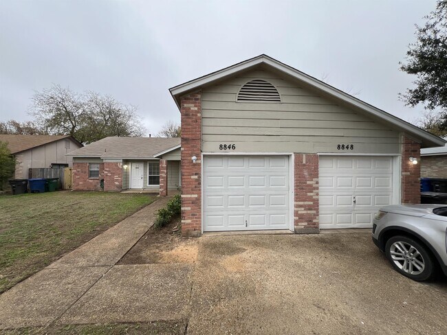 Foto del edificio - 8846 Meadow Range St