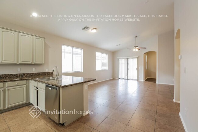 Foto del edificio - 3726 W Apollo Rd