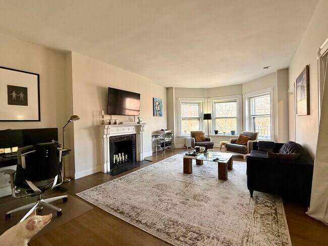 Foto del edificio - 475 Beacon St