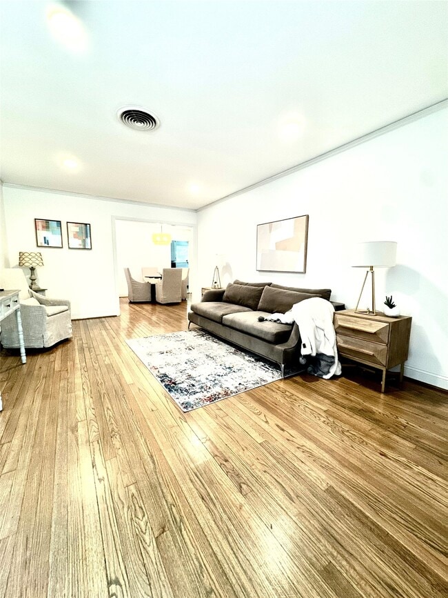Building Photo - 4017 Osby Dr