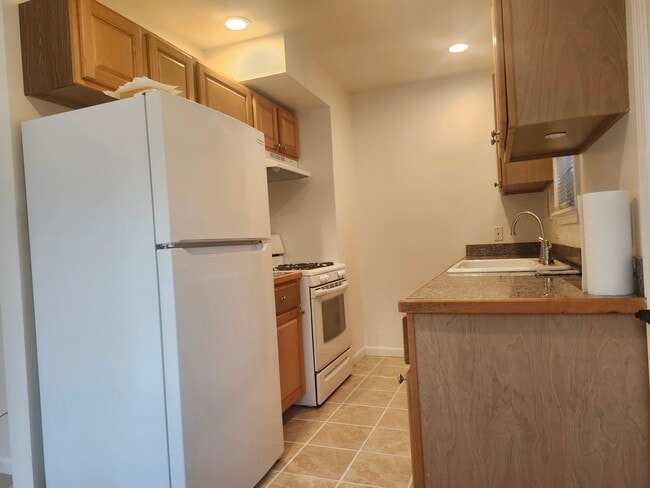 Photo - 3001 Preble St Apartment