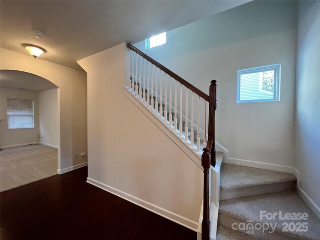Building Photo - 17208 Caldwell Track Dr