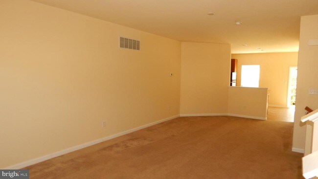 Building Photo - 643 Jacobsen Cir