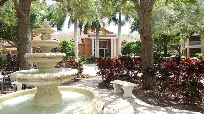 Building Photo - 4102 Central Sarasota Pkwy