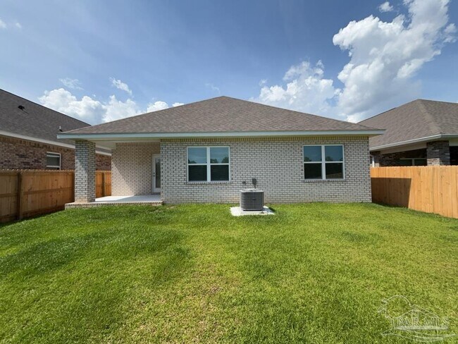 Foto del edificio - 5823 Sargassum Ln