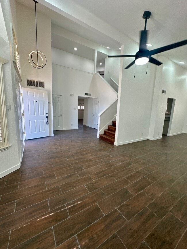 Building Photo - 7979 Starry Night Dr