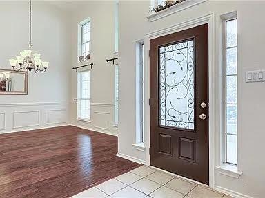 Building Photo - 1711 Fall Creek Dr