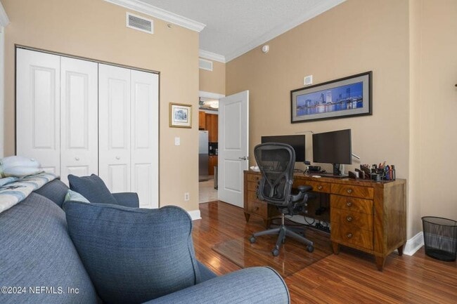 Building Photo - 2 bedroom in Jacksonville FL 32207